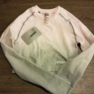 Gym shark ombre crop top BNWT